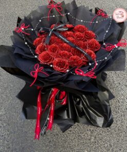 Bó hoa nhũ đỏ tròn phối đèn và nơ