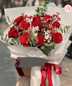 Bó hoa tone đỏ - hoa hồng mix