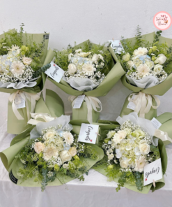 Bó hoa cẩm tú cầu tone xanh xinh xắn