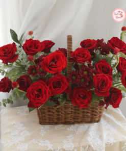 Tổng hợp mẫu giỏ hoa tone đỏ