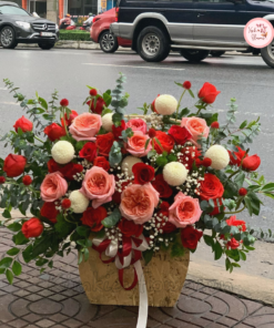 Tổng hợp mẫu giỏ hoa tone đỏ