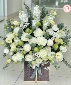 Tổng hợp mẫu giỏ hoa tone trắng