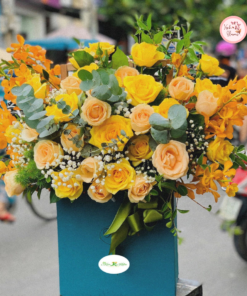 Tổng hợp mẫu giỏ hoa tone vàng