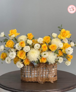 Tổng hợp mẫu giỏ hoa tone vàng