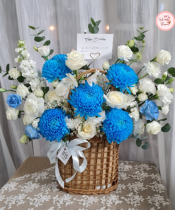 Tổng hợp mẫu giỏ hoa tone xanh dương