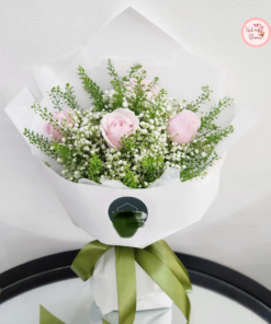 Bó hoa hồng tone hồng xinh xắn