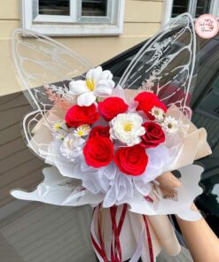 Bó hoa cánh bướm phối hoa xinh đẹp tuyệt vời